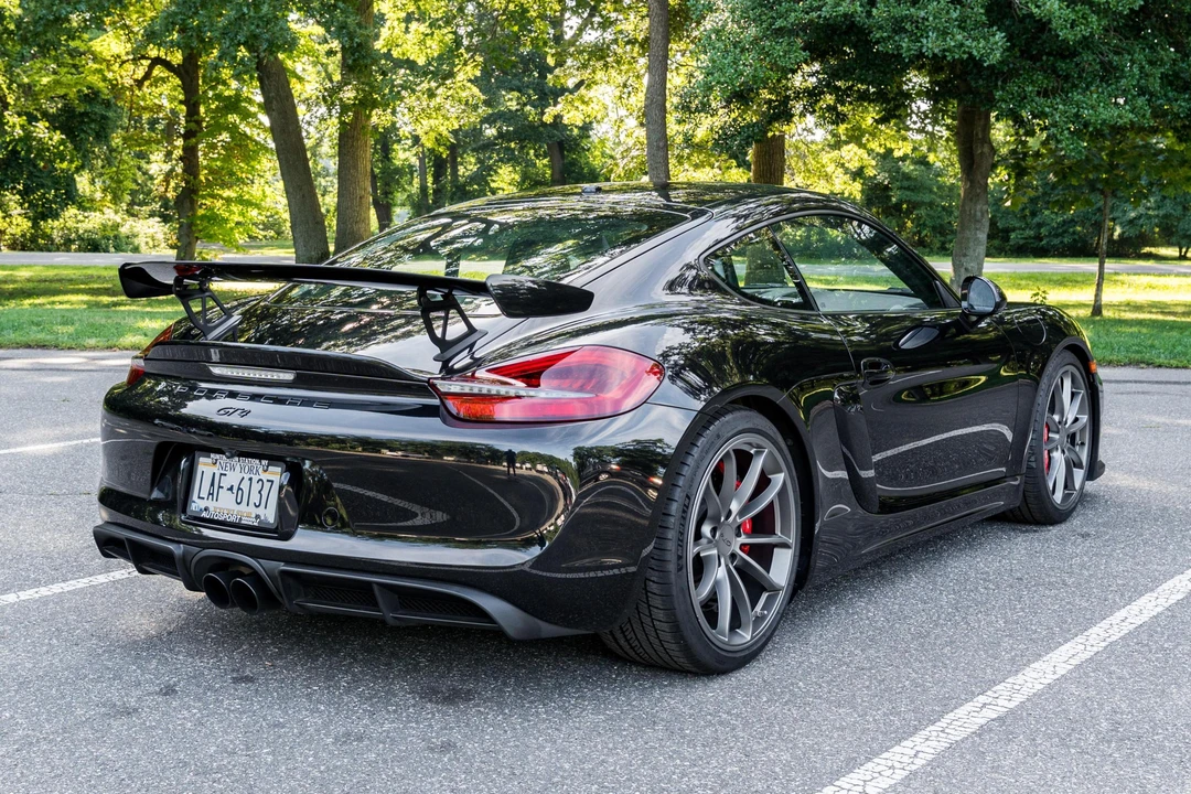2016 Porsche 981 Cayman - Image 4 of 31