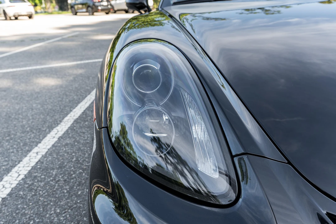 2016 Porsche 981 Cayman - Image 13 of 31