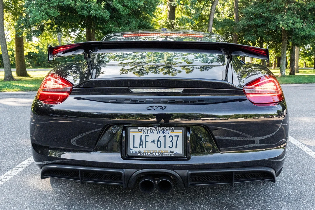 2016 Porsche 981 Cayman - Image 11 of 31