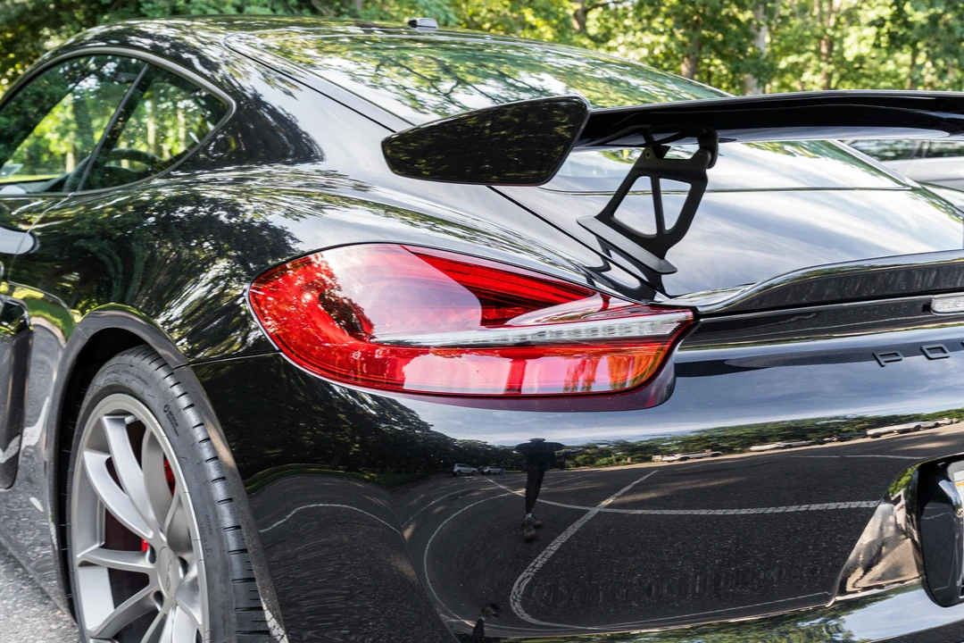 2016 Porsche 981 Cayman - Image 30 of 31