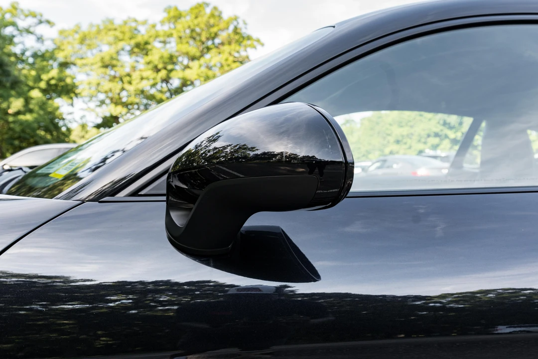 2016 Porsche 981 Cayman - Image 24 of 31