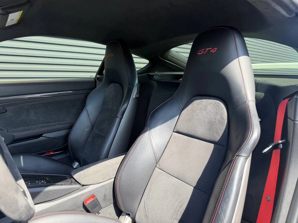 2016 Porsche 981 Cayman GT4 - Image 5 of 5