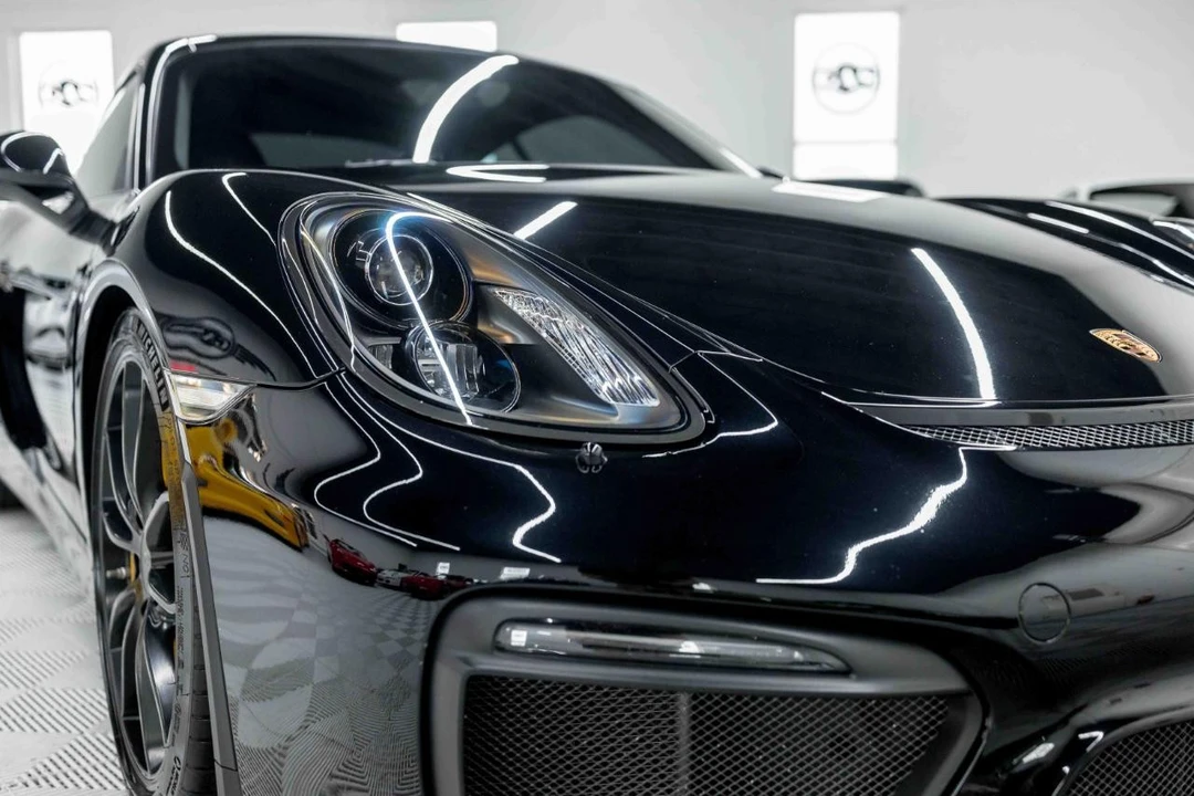 2016 Porsche 981 Cayman GT4 - Image 14 of 31