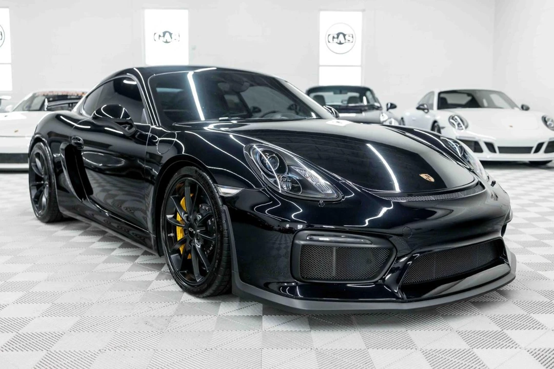 2016 Porsche 981 Cayman GT4 - Image 5 of 31