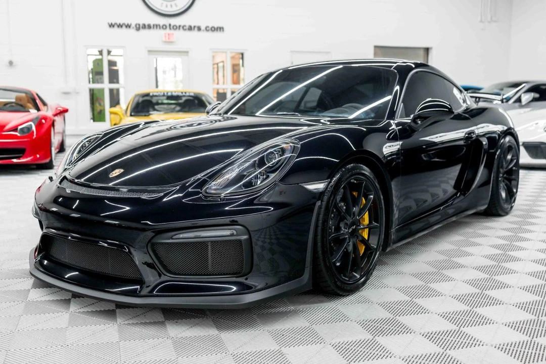 2016 Porsche 981 Cayman GT4 - Image 3 of 31
