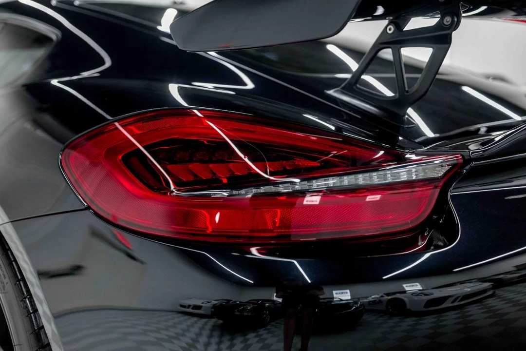 2016 Porsche 981 Cayman GT4 - Image 26 of 31