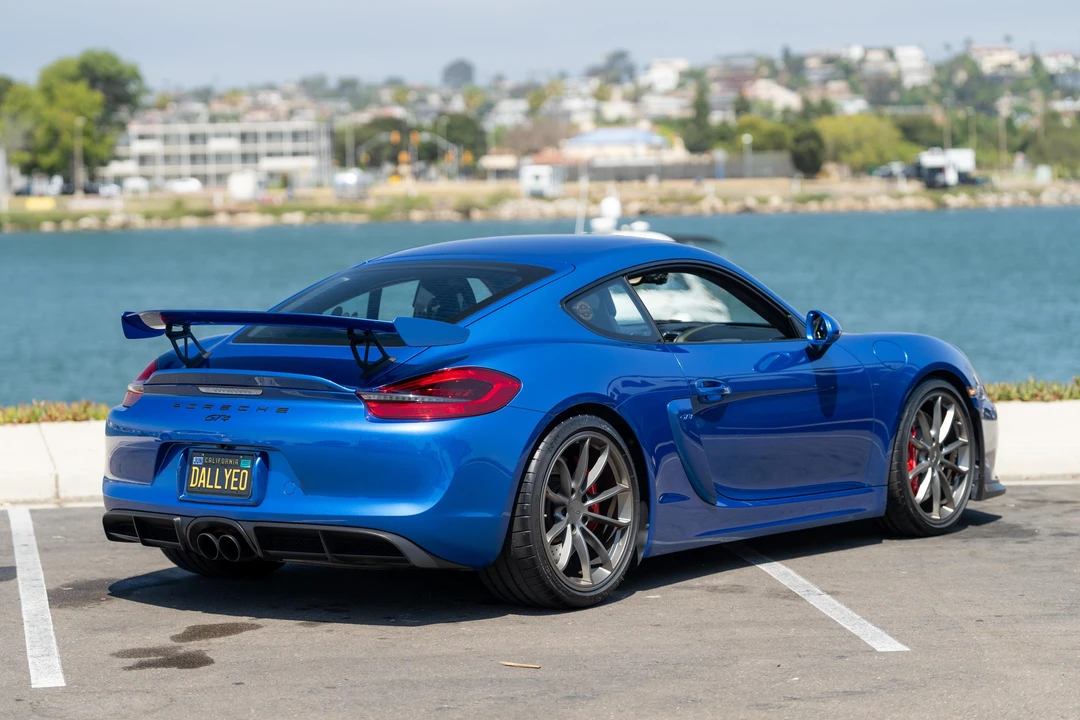 2016 Porsche 981 Cayman GT4 - Image 9 of 31