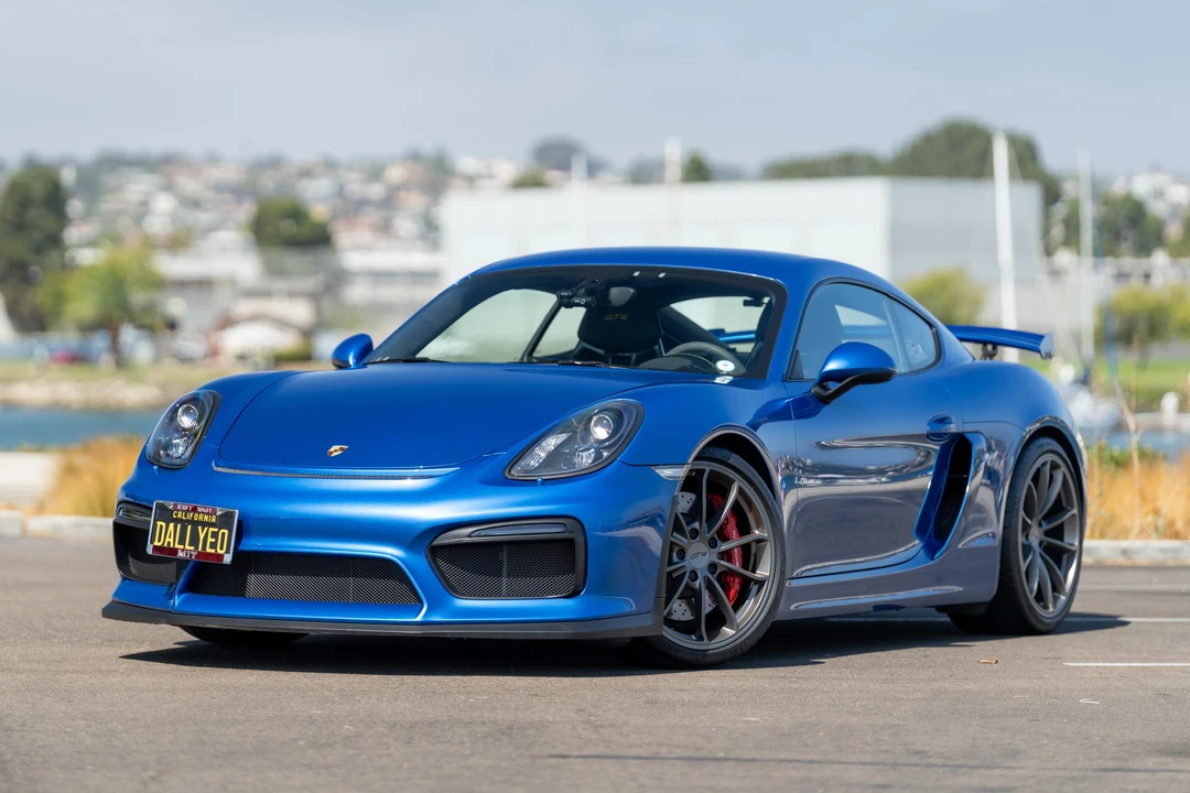 2016 Porsche 981 Cayman GT4 - Image 8 of 31