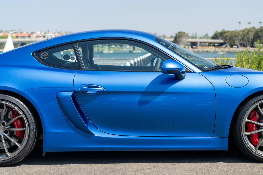 2016 Porsche 981 Cayman GT4 - Image 19 of 31