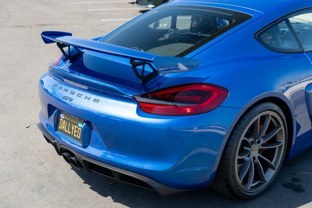 2016 Porsche 981 Cayman GT4 - Image 23 of 31
