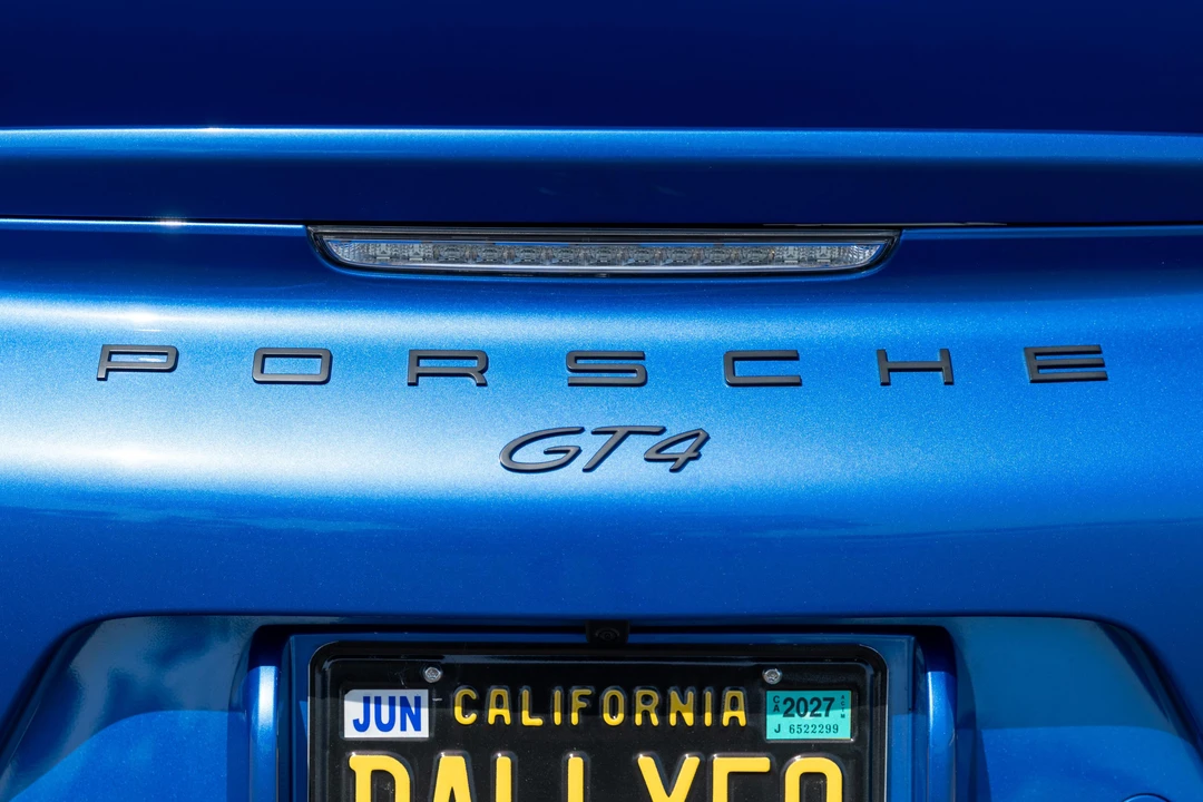 2016 Porsche 981 Cayman GT4 - Image 30 of 31