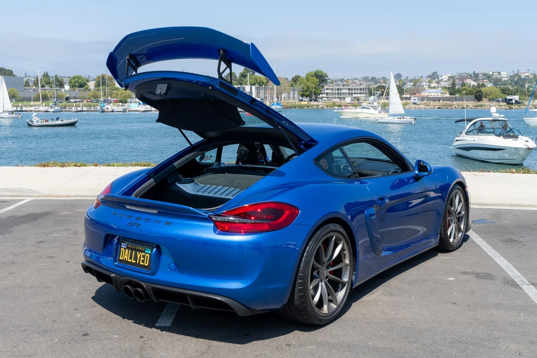 2016 Porsche 981 Cayman GT4 - Image 11 of 31