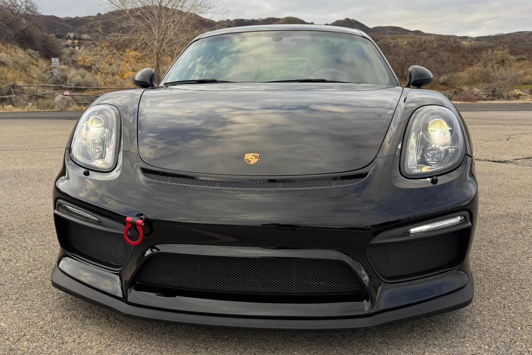 2016 Porsche 981 Cayman GT4 - Image 2 of 31