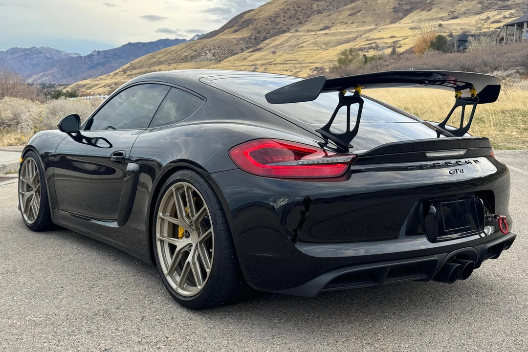 2016 Porsche 981 Cayman GT4 - Image 4 of 31