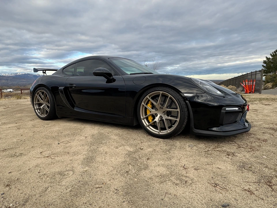 2016 Porsche 981 Cayman GT4 - Image 12 of 31