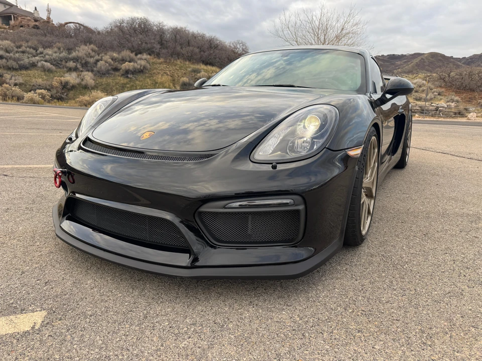 2016 Porsche 981 Cayman GT4 - Image 26 of 31
