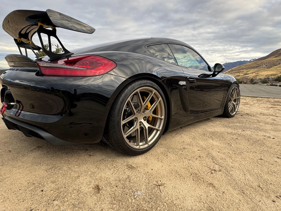 2016 Porsche 981 Cayman GT4 - Image 11 of 31