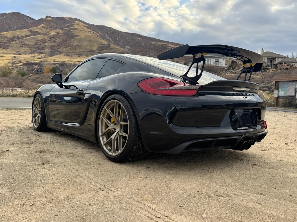 2016 Porsche 981 Cayman GT4 - Image 9 of 31