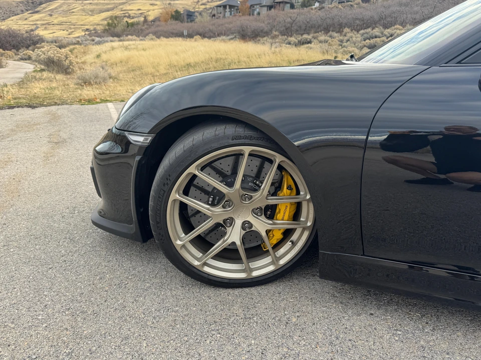 2016 Porsche 981 Cayman GT4 - Image 28 of 31