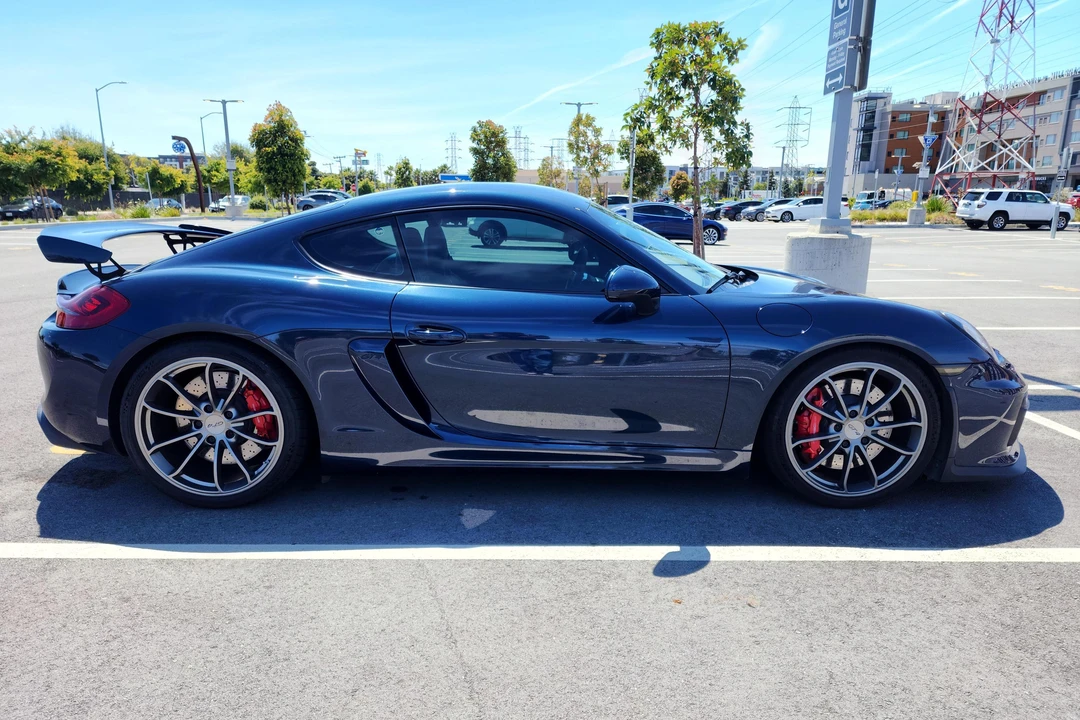 2016 Porsche 981 Cayman GT4 - Image 3 of 31