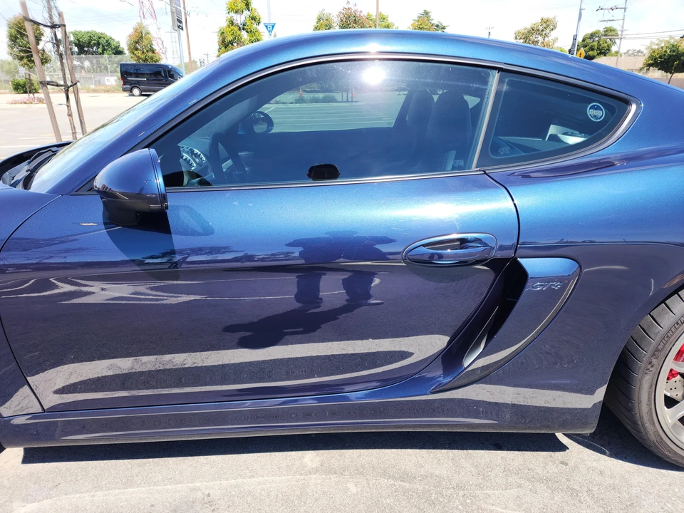 2016 Porsche 981 Cayman GT4 - Image 30 of 31