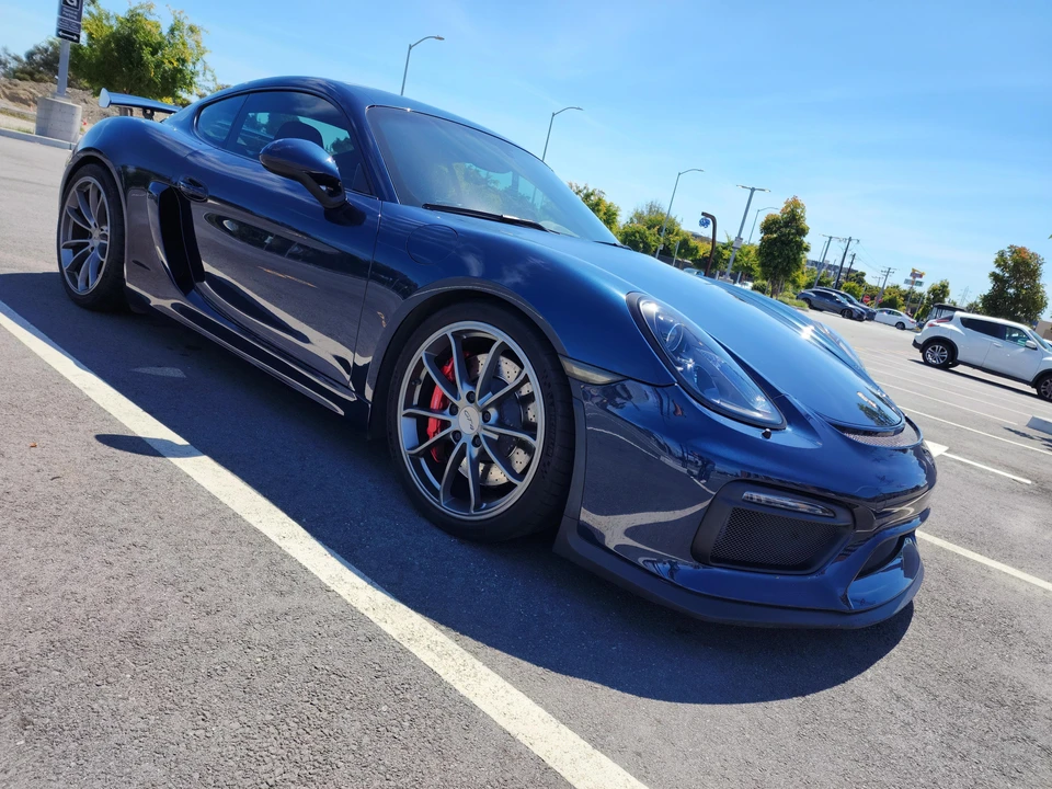2016 Porsche 981 Cayman GT4 - Image 21 of 31