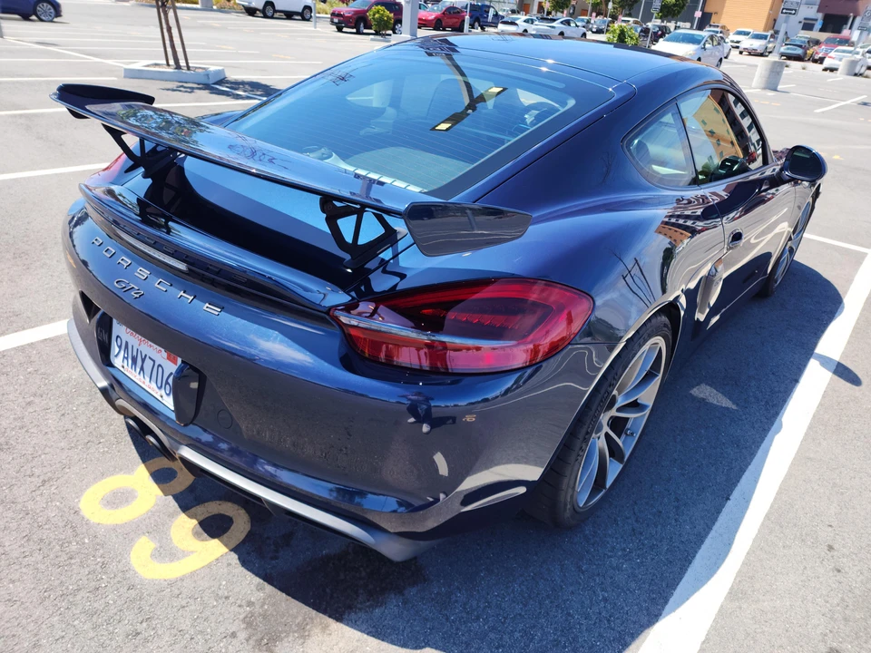 2016 Porsche 981 Cayman GT4 - Image 19 of 31