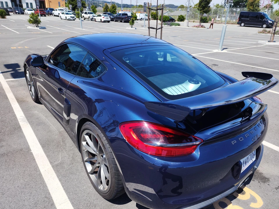 2016 Porsche 981 Cayman GT4 - Image 15 of 31