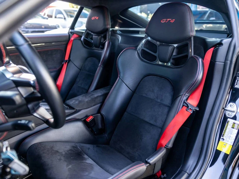 2016 Porsche 981 Cayman GT4 - Image 5 of 5
