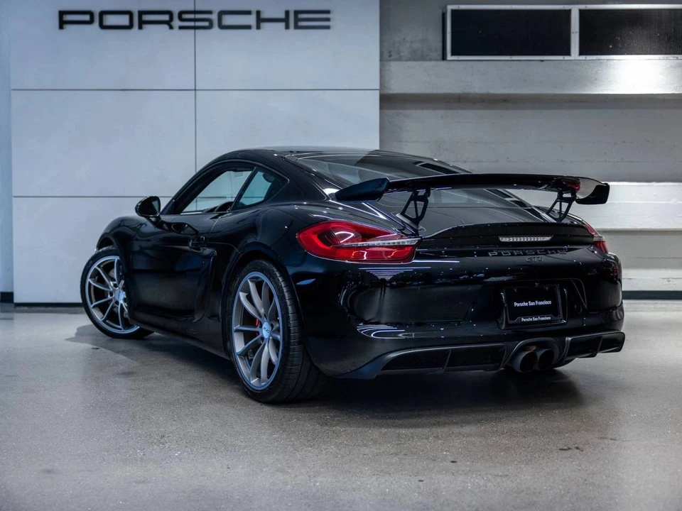 2016 Porsche 981 Cayman GT4 - Image 3 of 5