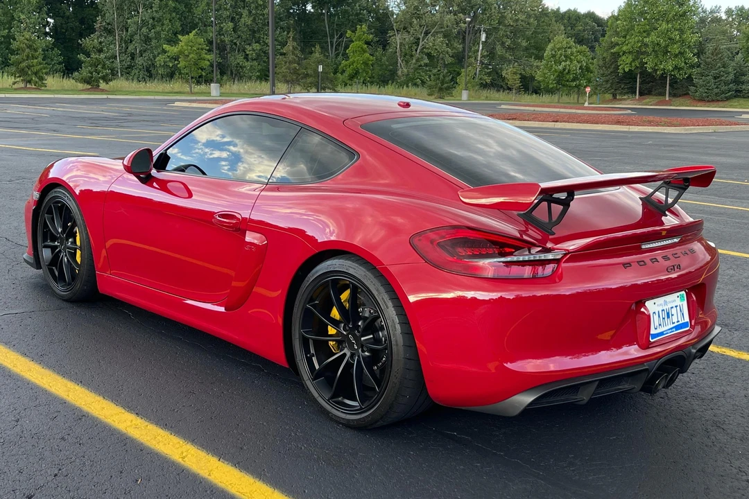 2016 Porsche 981 Cayman GT4 - Image 4 of 31