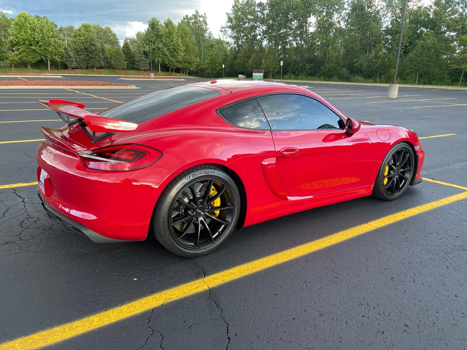 2016 Porsche 981 Cayman GT4 - Image 31 of 31