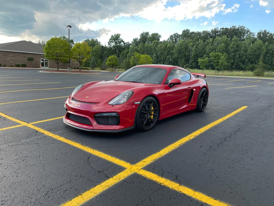 2016 Porsche 981 Cayman GT4 - Image 10 of 31