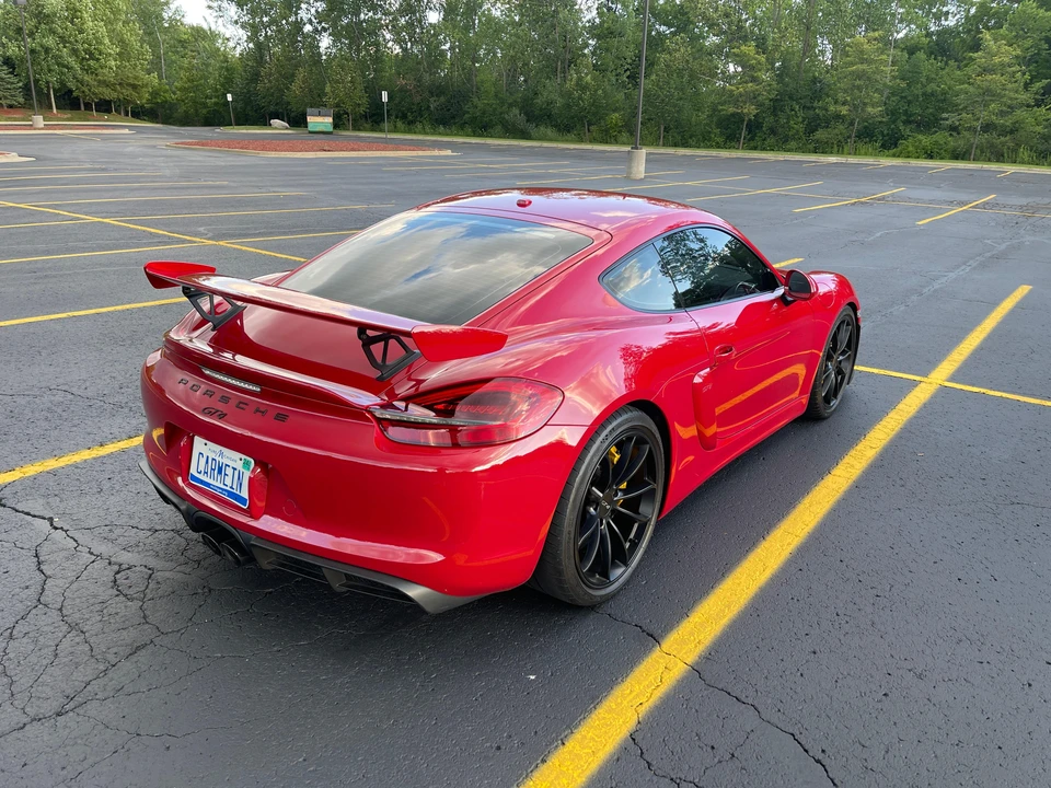 2016 Porsche 981 Cayman GT4 - Image 27 of 31
