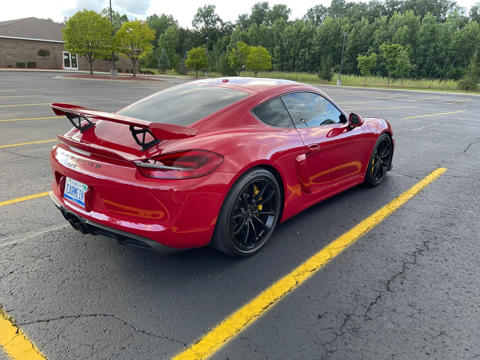 2016 Porsche 981 Cayman GT4 - Image 29 of 31