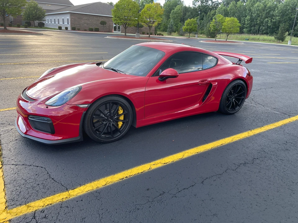 2016 Porsche 981 Cayman GT4 - Image 13 of 31