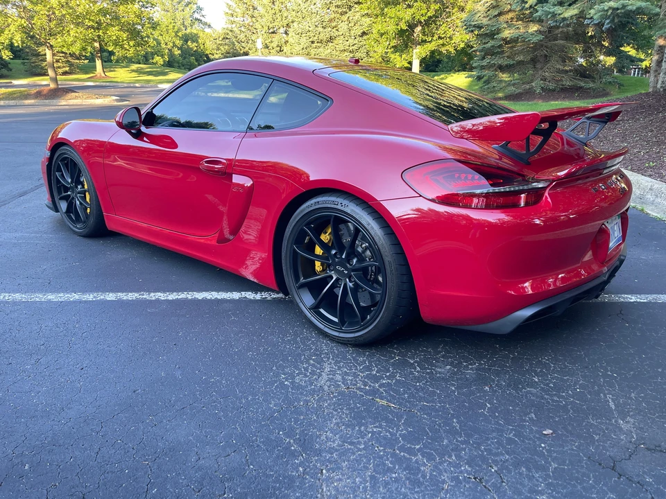 2016 Porsche 981 Cayman GT4 - Image 20 of 31