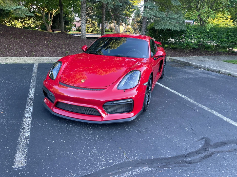 2016 Porsche 981 Cayman GT4 - Image 8 of 31