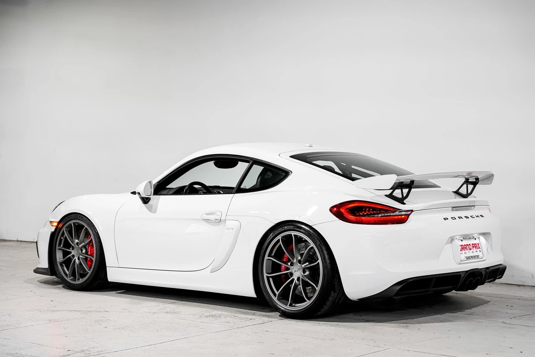 2016 Porsche 981 Cayman GT4 - Image 8 of 21