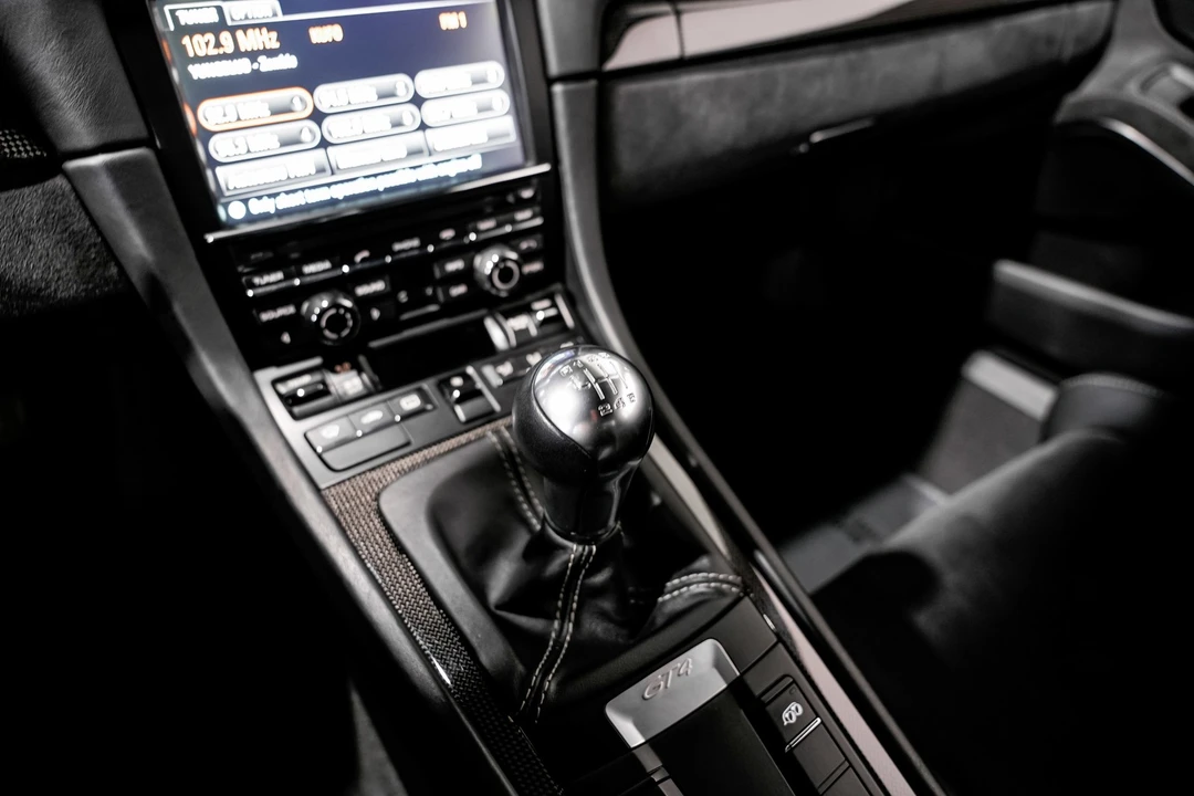 2016 Porsche 981 Cayman GT4 - Image 15 of 21