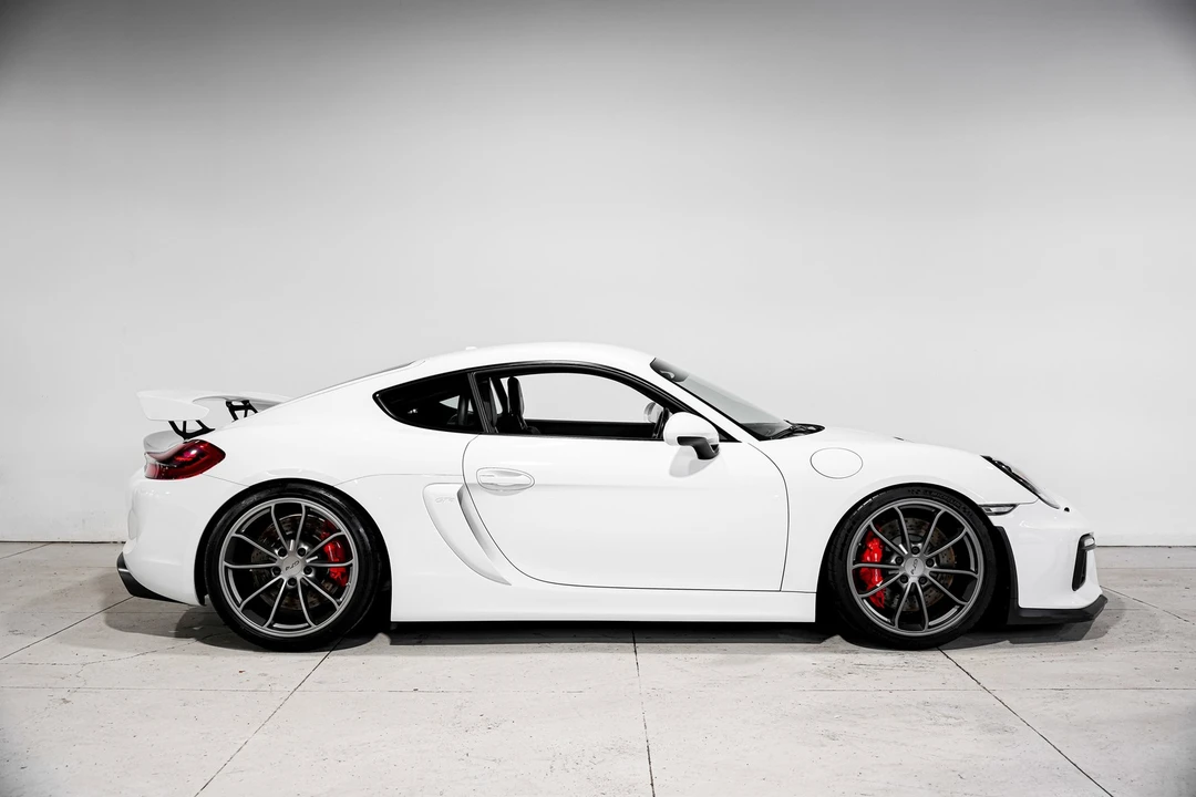 2016 Porsche 981 Cayman GT4 - Image 2 of 21