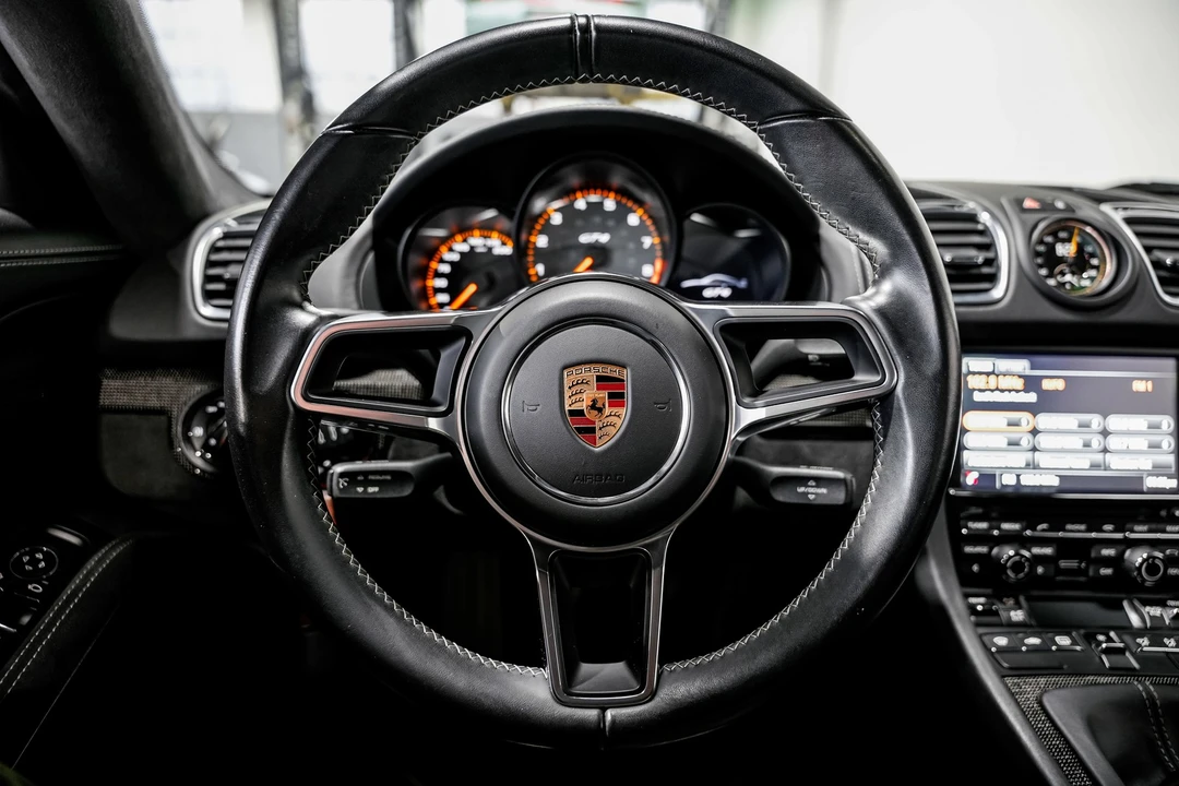 2016 Porsche 981 Cayman GT4 - Image 10 of 21