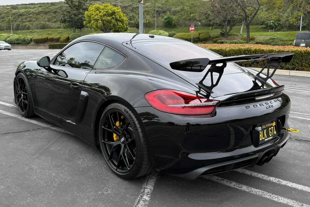 2016 Porsche 981 Cayman GT4 - Image 4 of 31