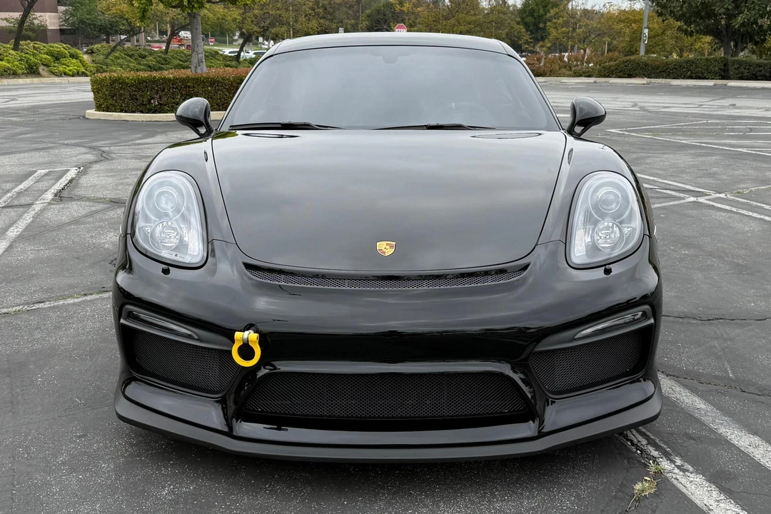 2016 Porsche 981 Cayman GT4 - Image 2 of 31