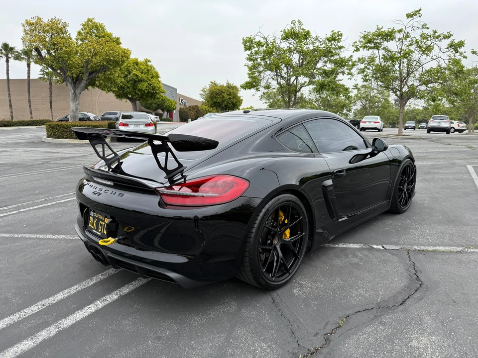 2016 Porsche 981 Cayman GT4 - Image 8 of 31