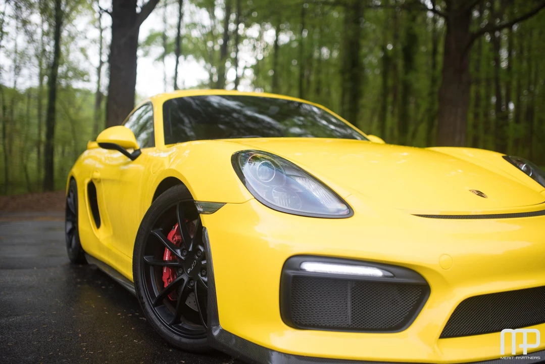 2016 Porsche 981 Cayman GT4 - Image 4 of 31