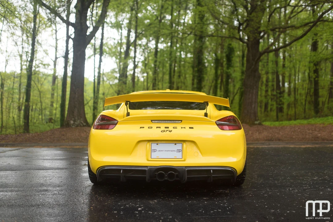 2016 Porsche 981 Cayman GT4 - Image 14 of 31