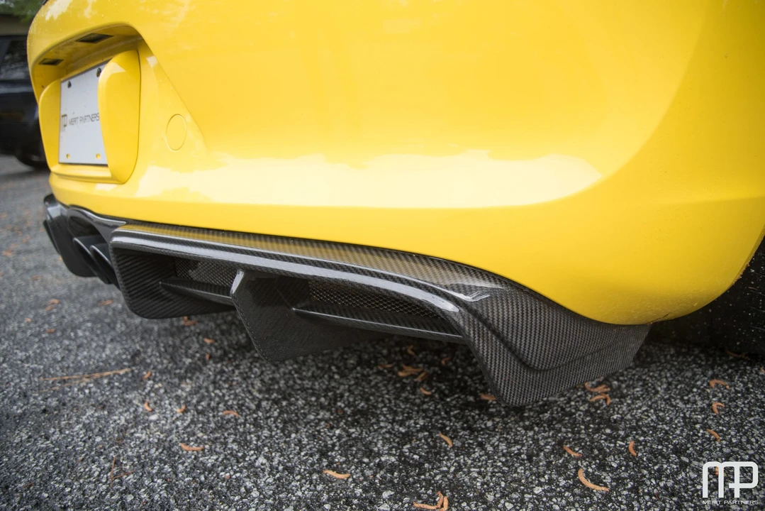 2016 Porsche 981 Cayman GT4 - Image 19 of 31