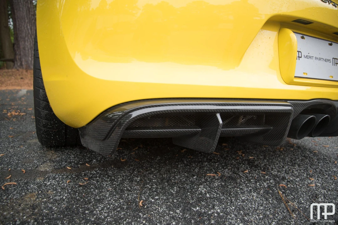 2016 Porsche 981 Cayman GT4 - Image 20 of 31
