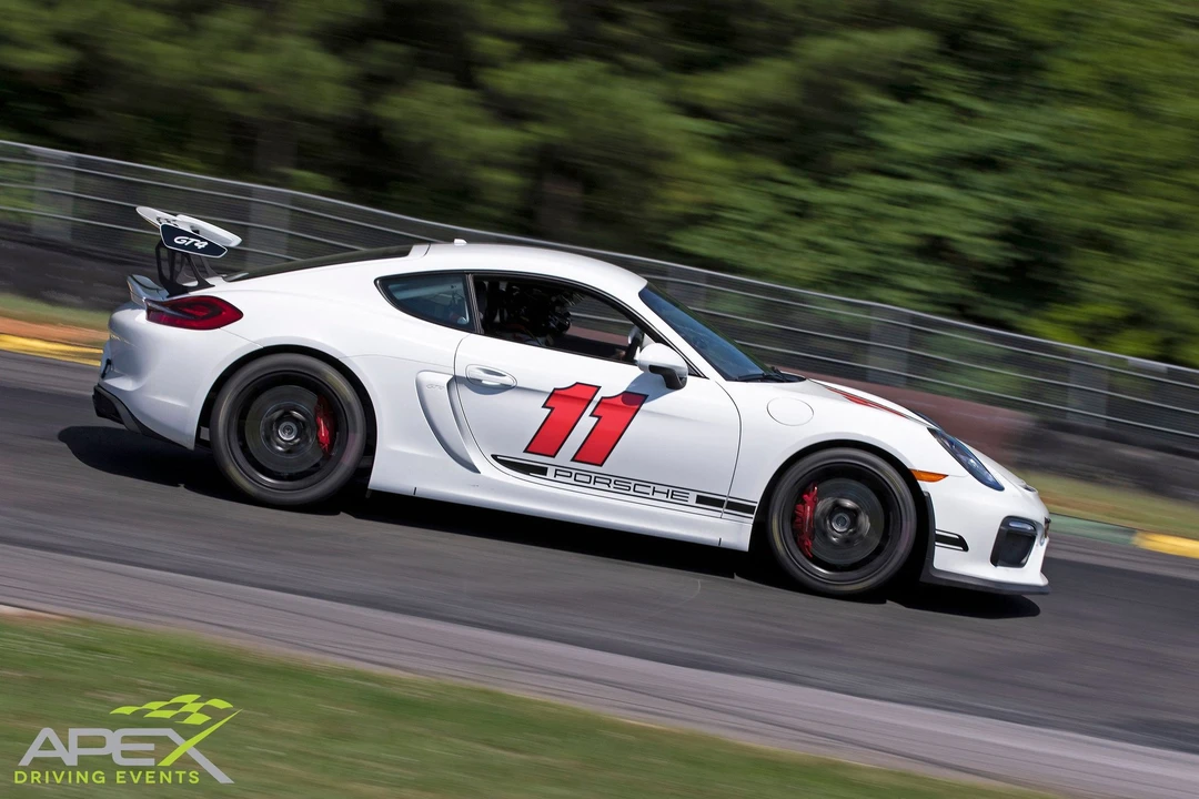2016 Porsche 981 Cayman GT4 - Image 3 of 6